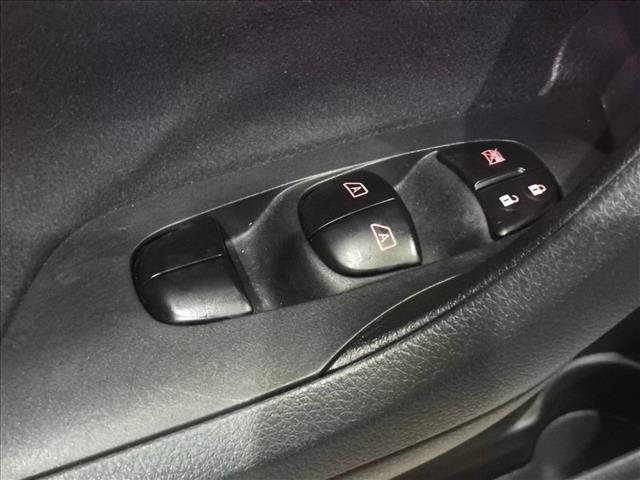 Used 2014 Nissan Altima 2.5 SV w/ Convenience Package FWD image 12