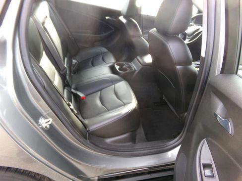 Used 2017 Chevrolet Volt Premier w/ Driver Confidence II Package FWD image 26