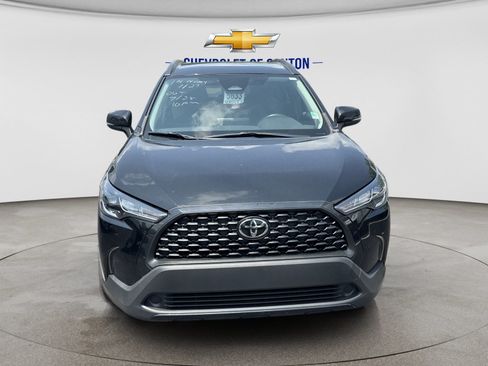 Used 2024 Toyota Corolla Cross LE AWD/4WD image 2