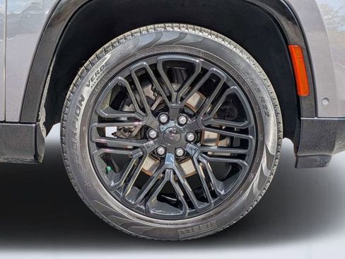 Used 2023 Jeep Wagoneer Series II image 10