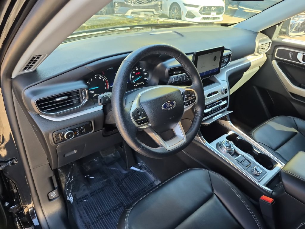 Certified 2023 Ford Explorer XLT w/ Equipment Group 202A AWD/4WD image 20