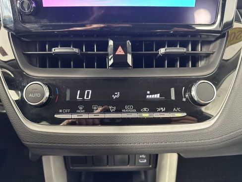 Used 2024 Toyota Corolla Cross LE image 19