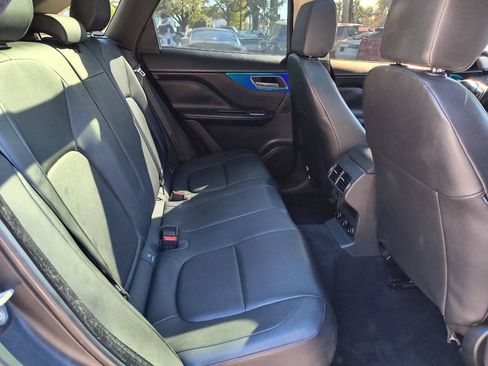 Used 2018 Jaguar F-PACE Premium AWD/4WD image 51