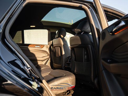 Used 2018 Mercedes-Benz GLE 43 AMG 4MATIC w/ Parking Assist Package image 19