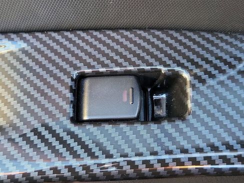 Used 2023 Nissan Frontier Pro-X w/ Technology Package image 16