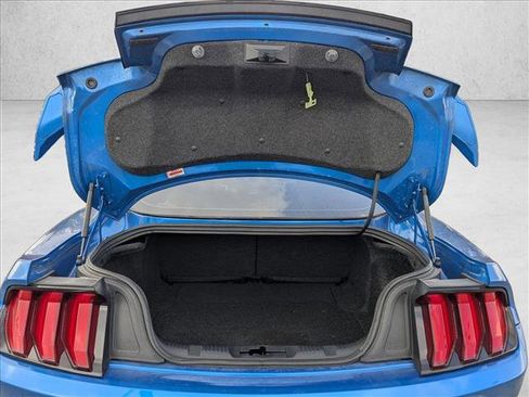 Used 2021 Ford Mustang GT image 6