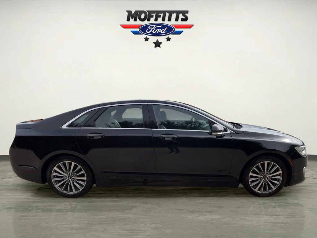 Used 2017 Lincoln MKZ Premiere FWD image 6