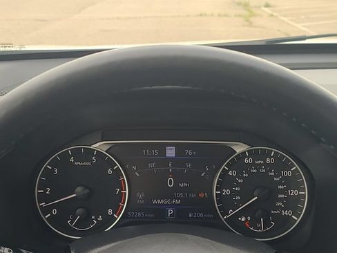 Used 2019 Nissan Altima 2.5 SL FWD image 16