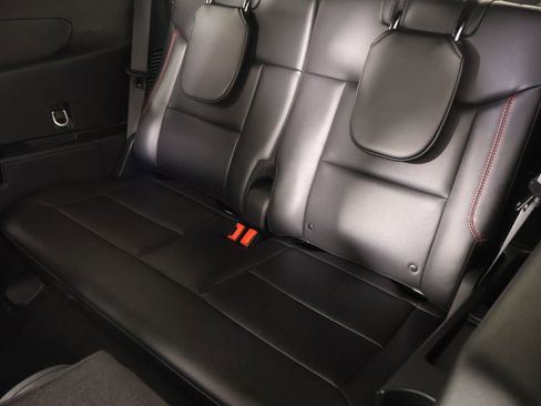 Used 2024 Ford Explorer ST-Line w/ Class IV Trailer Tow Package image 14