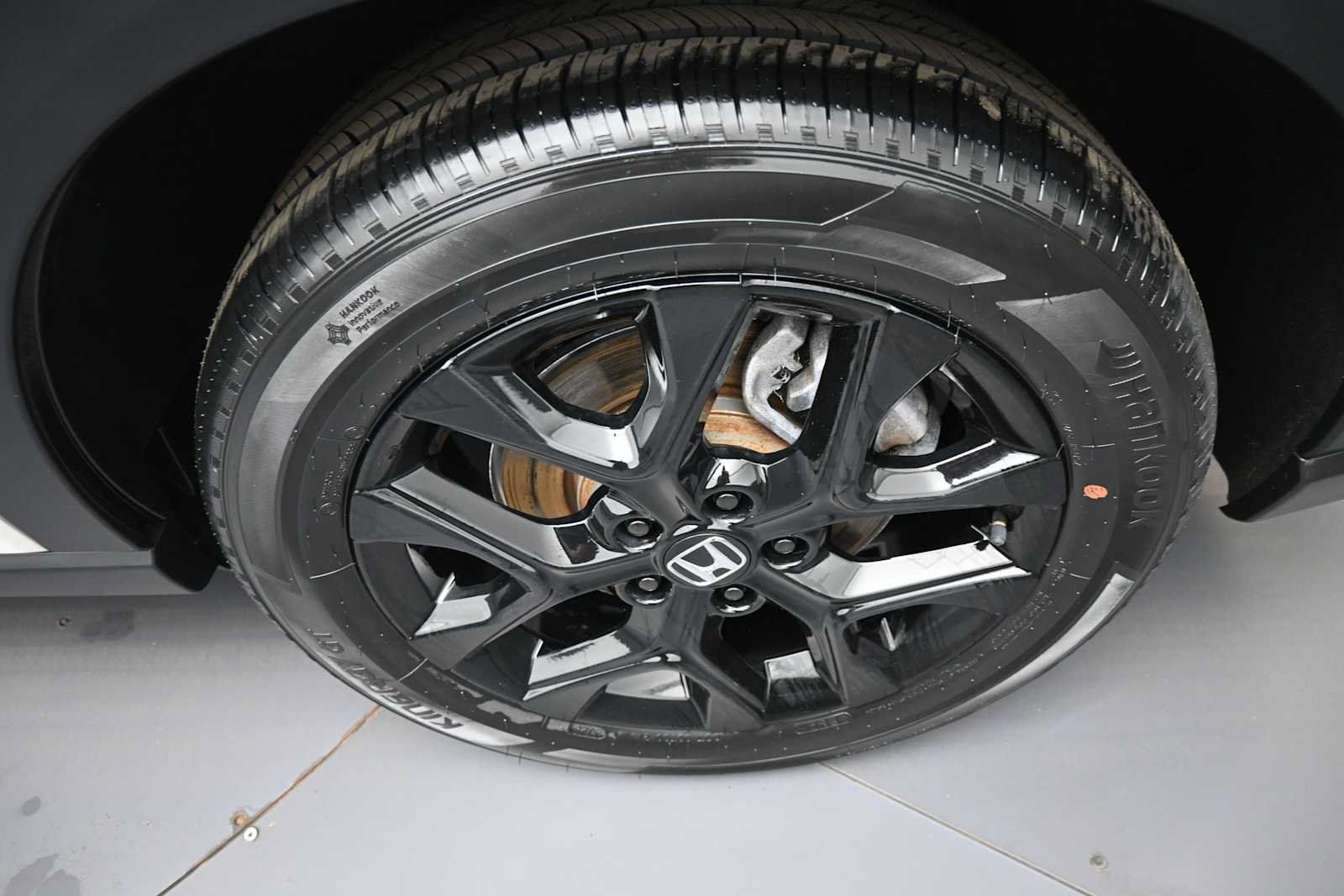 Certified 2025 Honda HR-V Sport image 15