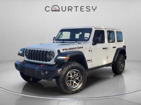 Used 2025 Jeep Wrangler Unlimited Rubicon w/ Convenience Group image 1