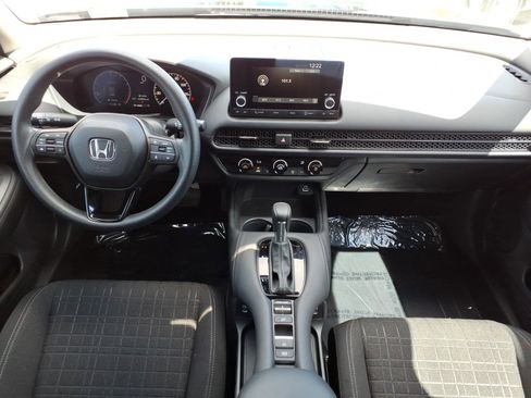 Used 2025 Honda HR-V LX image 18