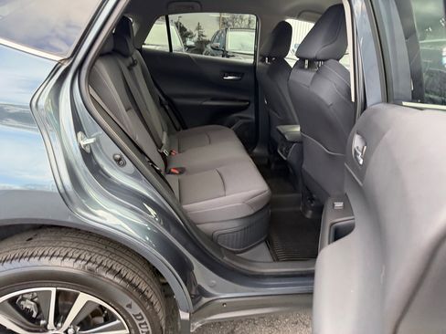 Used 2024 Toyota Venza LE image 20