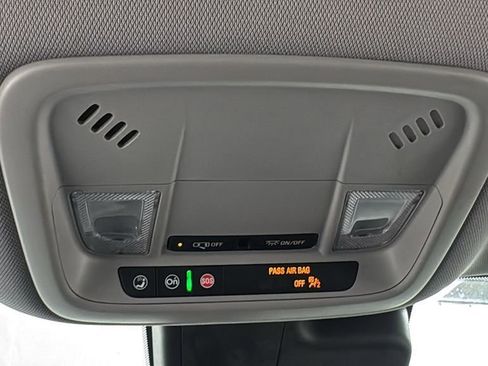 Used 2024 Chevrolet Malibu LT image 27