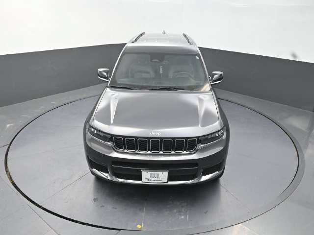 Used 2025 Jeep Grand Cherokee L Limited AWD/4WD image 12
