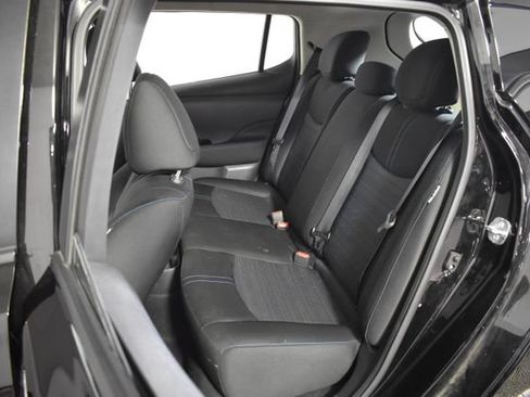 Certified 2024 Nissan Leaf SV Plus FWD image 28