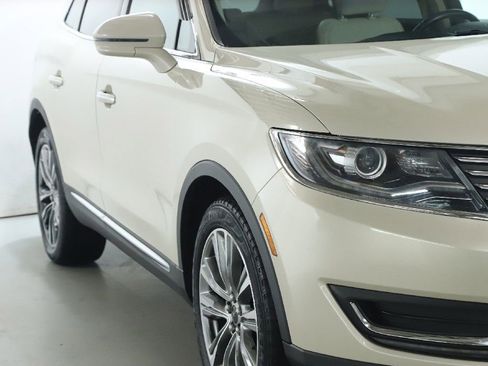 Used 2016 Lincoln MKX Reserve w/ Climate Package image 9