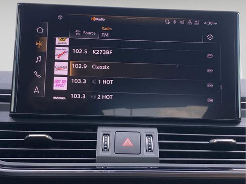 Used 2022 Audi Q5 2.0T Premium Plus w/ Premium Plus Package image 15