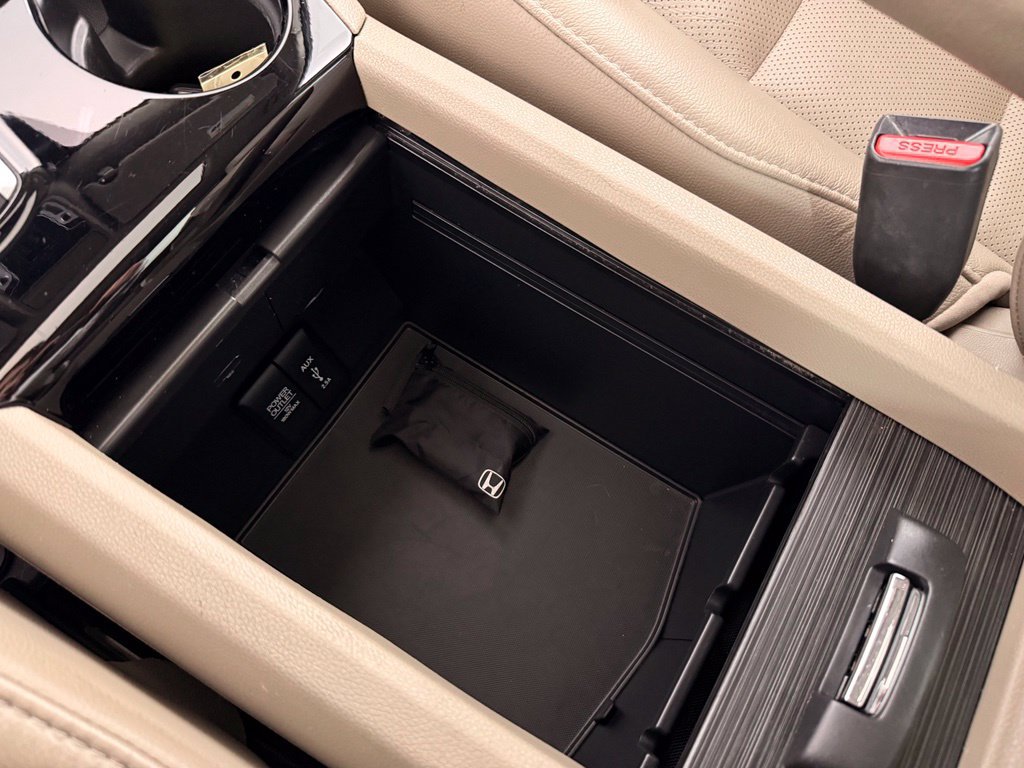 Used 2018 Honda Pilot Elite image 44