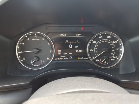 Used 2025 Mitsubishi Outlander SE FWD image 14