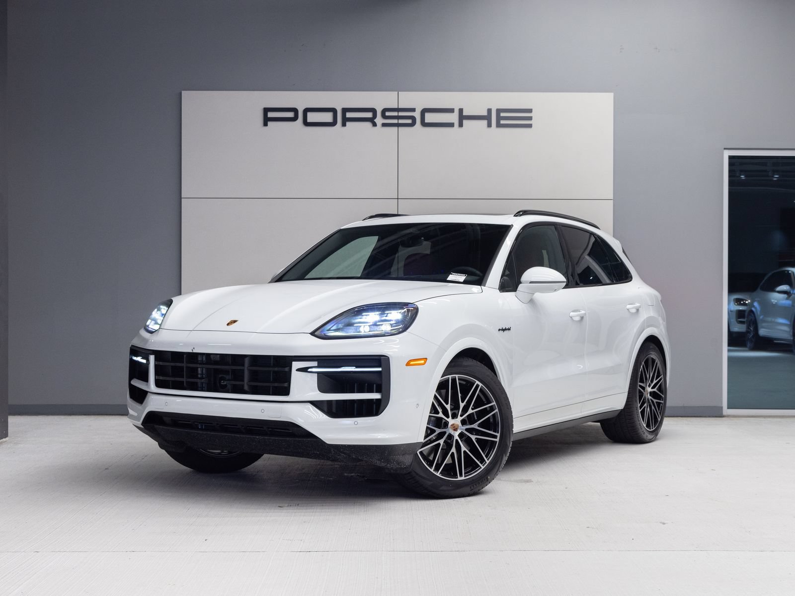 Used 2026 Porsche Cayenne S AWD/4WD image 1