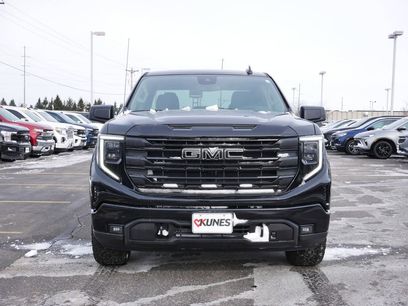 Used 2024 GMC Sierra 1500 Elevation