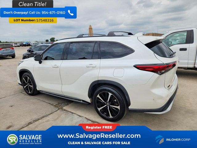 Used 2021 Toyota Highlander XSE FWD image 3