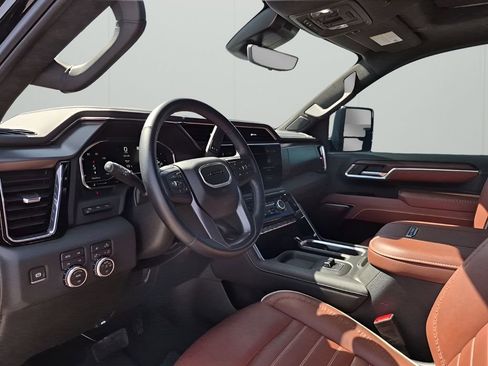 Certified 2025 GMC Sierra 2500 Denali Ultimate image 30
