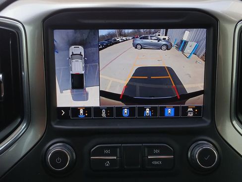 Used 2020 Chevrolet Silverado 2500 LTZ w/ LTZ Premium Package image 15