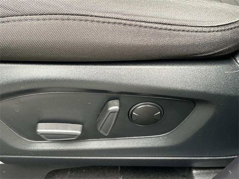 Certified 2020 Ford Explorer XLT image 20