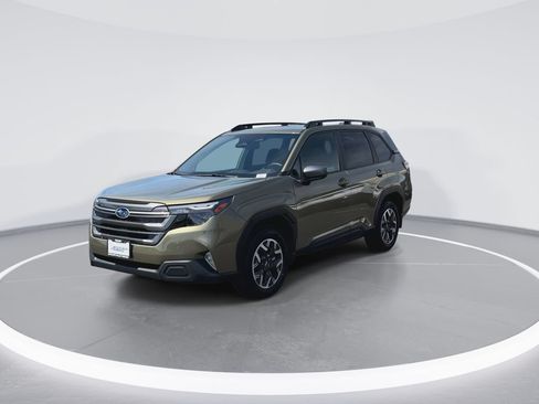 New 2026 Subaru Forester Premium AWD/4WD image 3