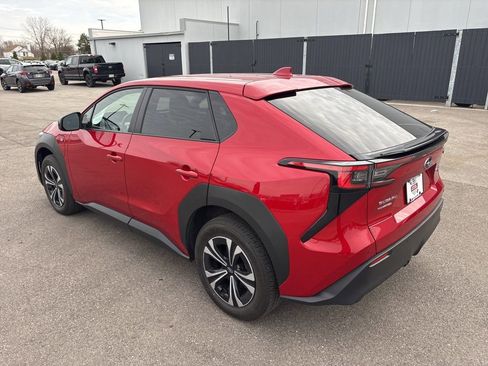 Used 2023 Subaru Solterra AWD image 5