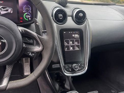 Used 2017 McLaren 570S Coupe image 14