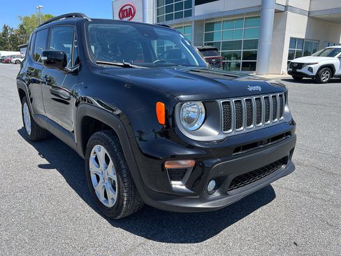 Used 2022 Jeep Renegade Limited AWD/4WD image 10