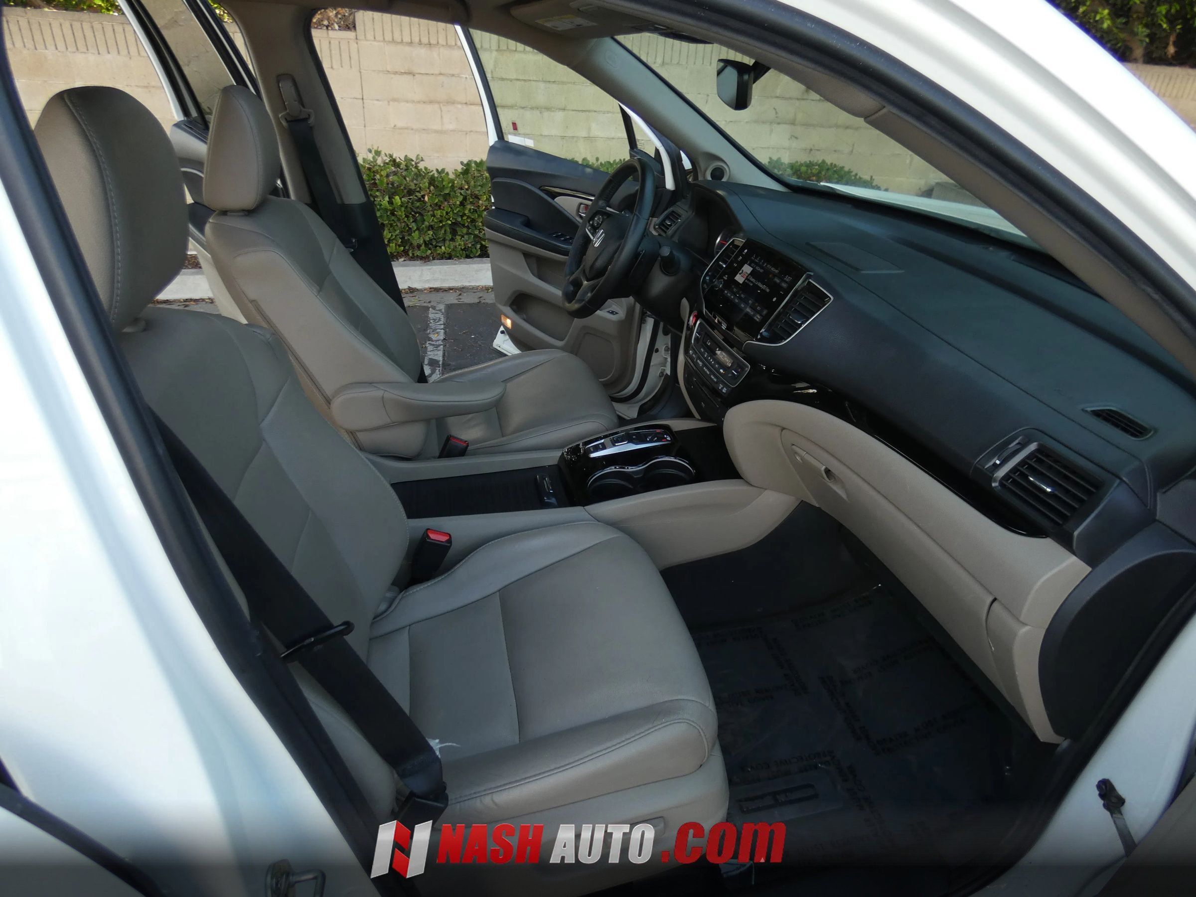Used 2019 Honda Pilot Touring image 28