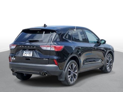 Used 2022 Ford Escape SE w/ SE Sport Appearance Package AWD/4WD image 8