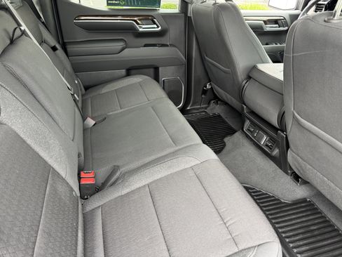 Certified 2024 GMC Sierra 1500 Elevation image 23