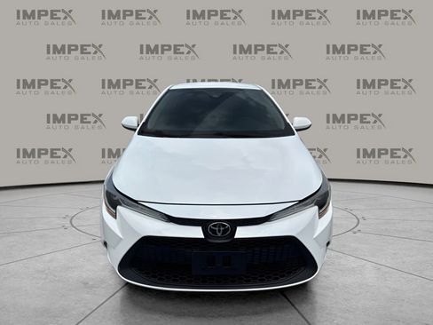 Used 2022 Toyota Corolla LE FWD image 8