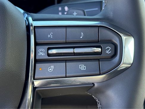 New 2026 GMC Yukon XL Denali w/ Denali Reserve Package image 19