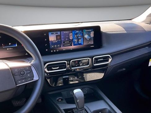 New 2026 Nissan Sentra SV FWD image 6
