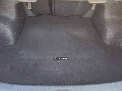 Used 2024 Nissan Altima 2.5 SV image 35