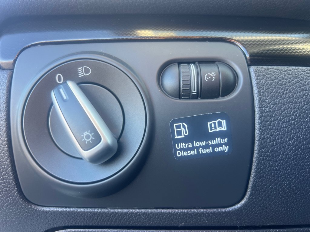 Used 2013 Volkswagen Jetta TDI FWD image 24