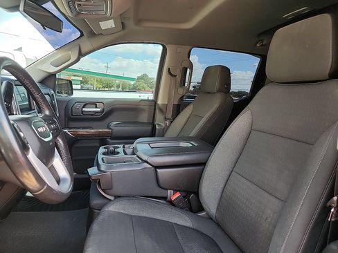 Used 2021 GMC Sierra 1500 Elevation w/ X31 Off-Road Package AWD/4WD image 9
