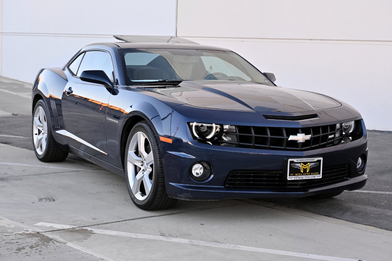 Used 2012 Chevrolet Camaro SS RWD image 8