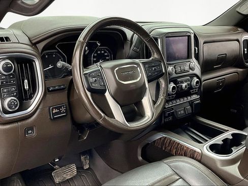 Used 2022 GMC Sierra 3500 Denali w/ Denali Ultimate Package image 14