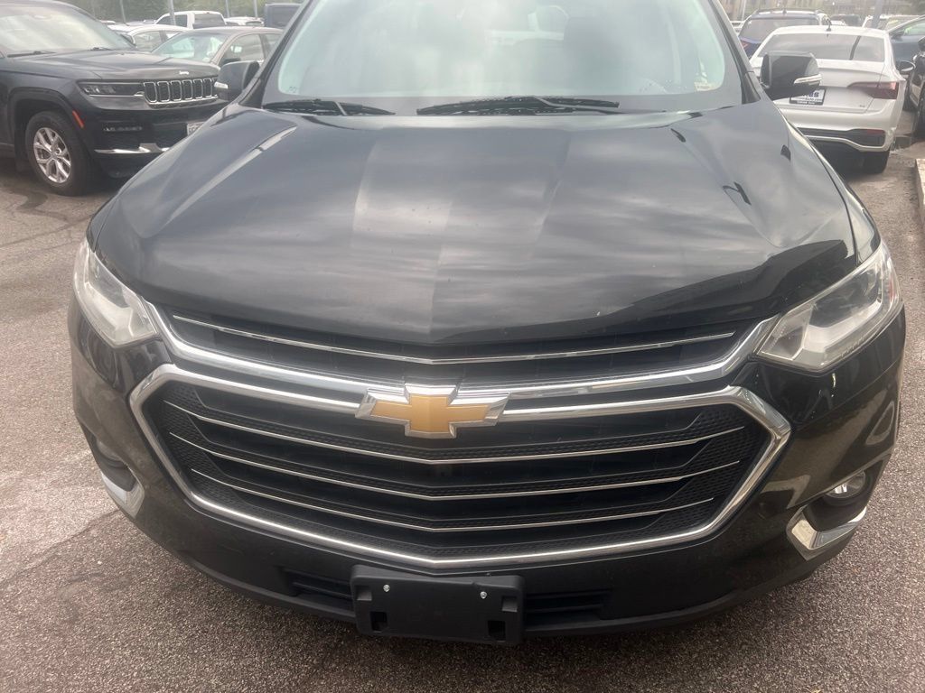 Used 2019 Chevrolet Traverse LT AWD/4WD image 3