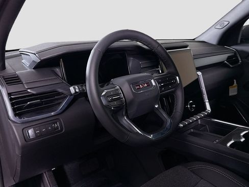 Used 2026 GMC Acadia Elevation AWD/4WD image 9