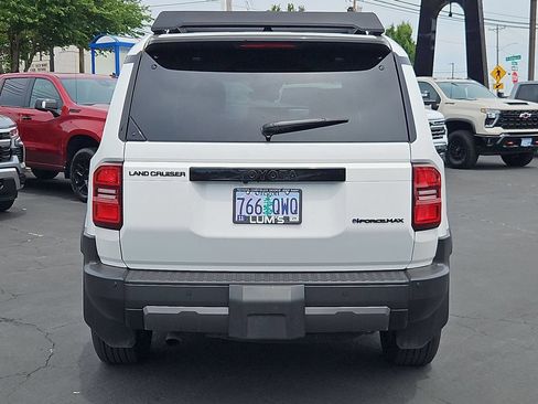 Used 2026 Toyota Land Cruiser w/ Premium Package AWD/4WD image 5