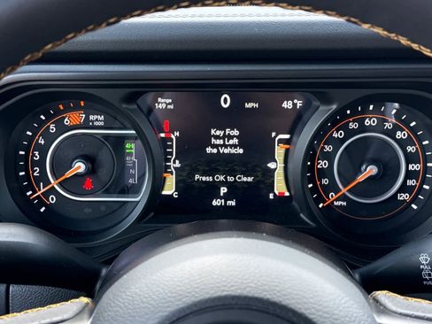 Used 2025 Jeep Wrangler Unlimited Rubicon 392 image 29