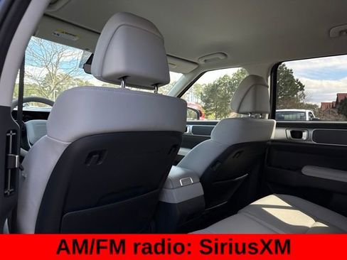 Used 2025 Hyundai Santa Fe SEL image 13